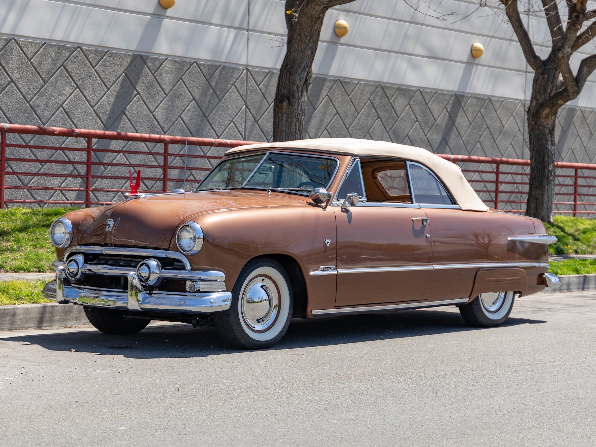 1951-ford-custom-d7uorqxf