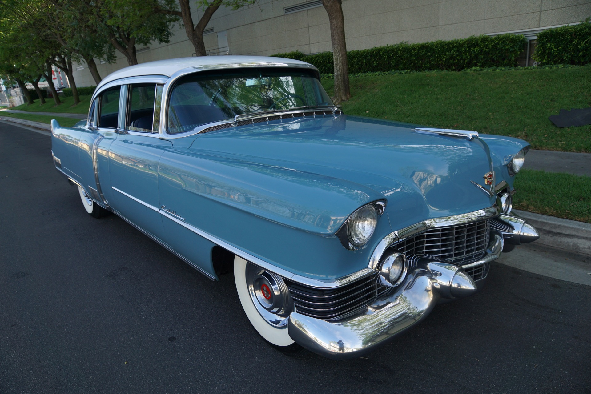 1954-cadillac-fleetwood-v5ggaqt3