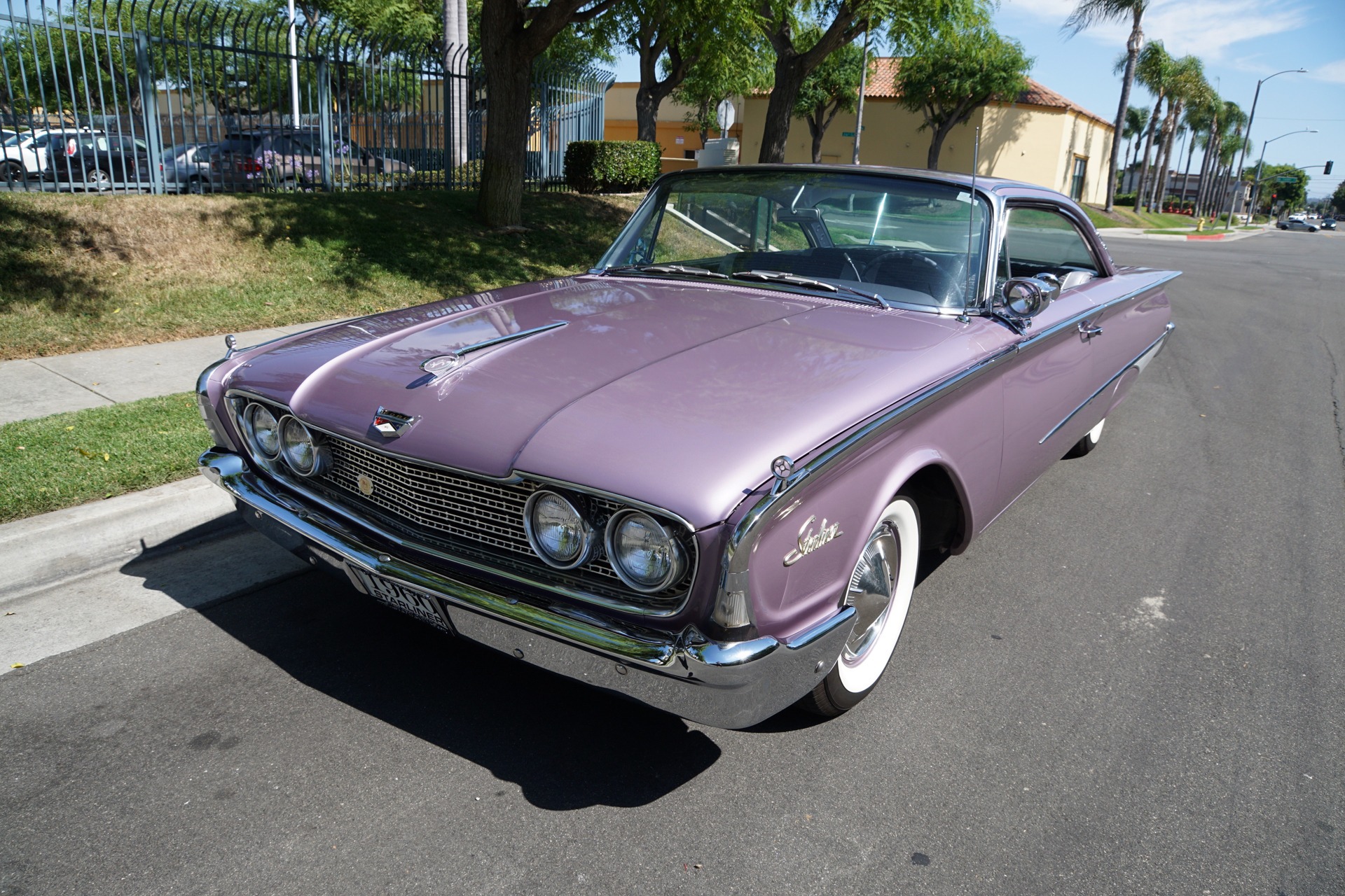 1960-ford-galaxie-vrx6guyg